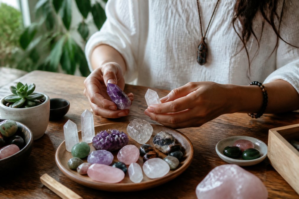Crystal Healing for Total Beginners: 2026 Guide