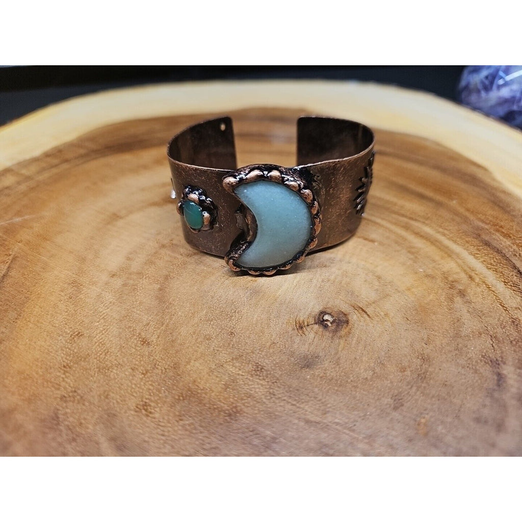 Moon Stone Bracelet by CrystalCloud Company