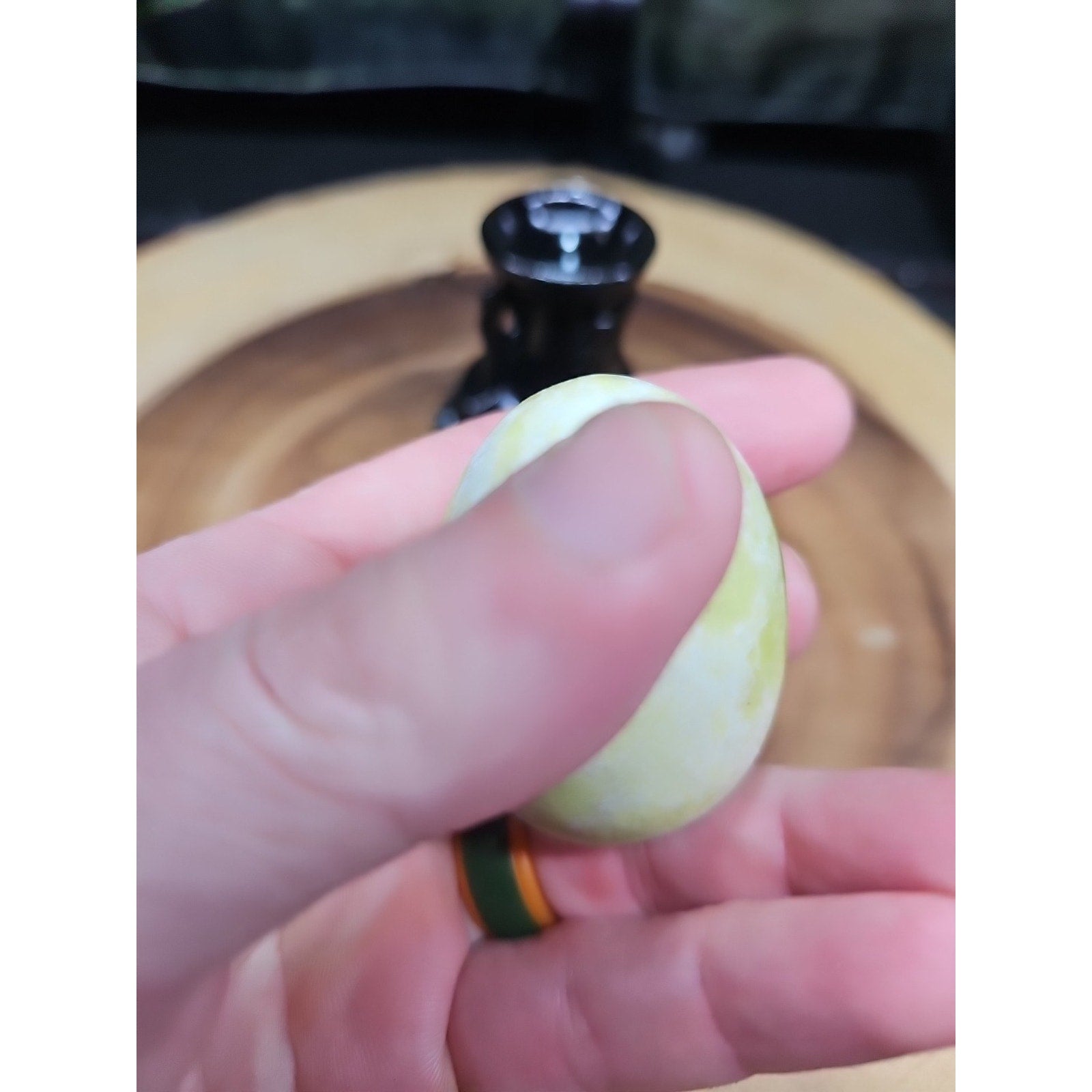 Natural Polished Lantian jade Quartz Crystal Egg Stone Specimen Healing - Stand by CrystalCloud Company