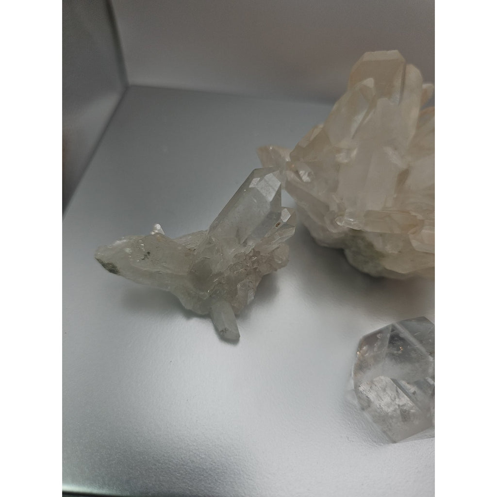 Quartz Crystal Cluster .97lb 4pcs by CrystalCloud Company