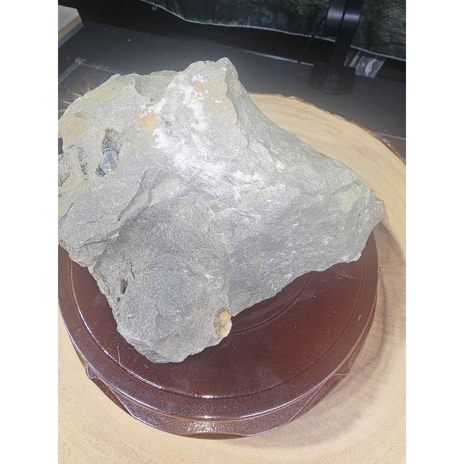 herkimer diamond rock by CrystalCloud Company