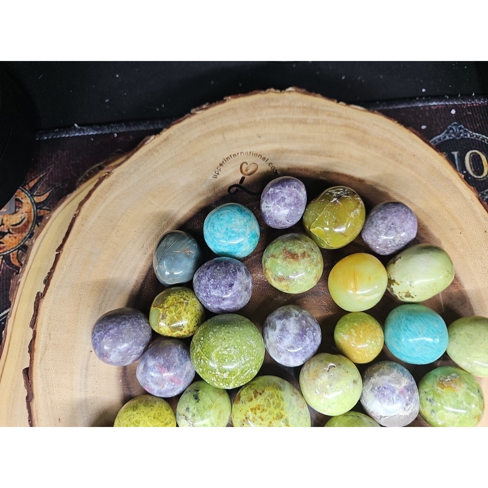 2.28LB 30Pcs A Set Of Natural Quartz Crystal Jasper Palm Stone Polished Healing by CrystalCloud Company