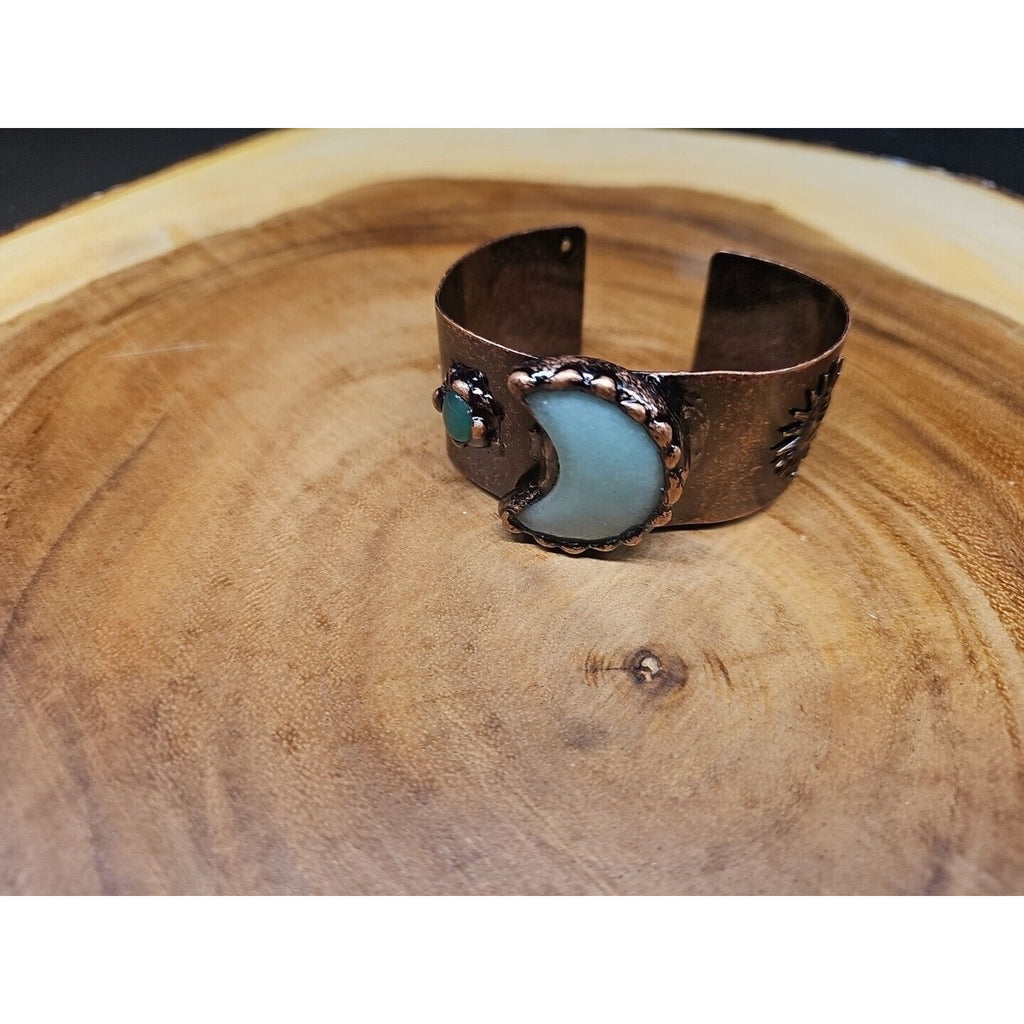 Moon Stone Bracelet by CrystalCloud Company