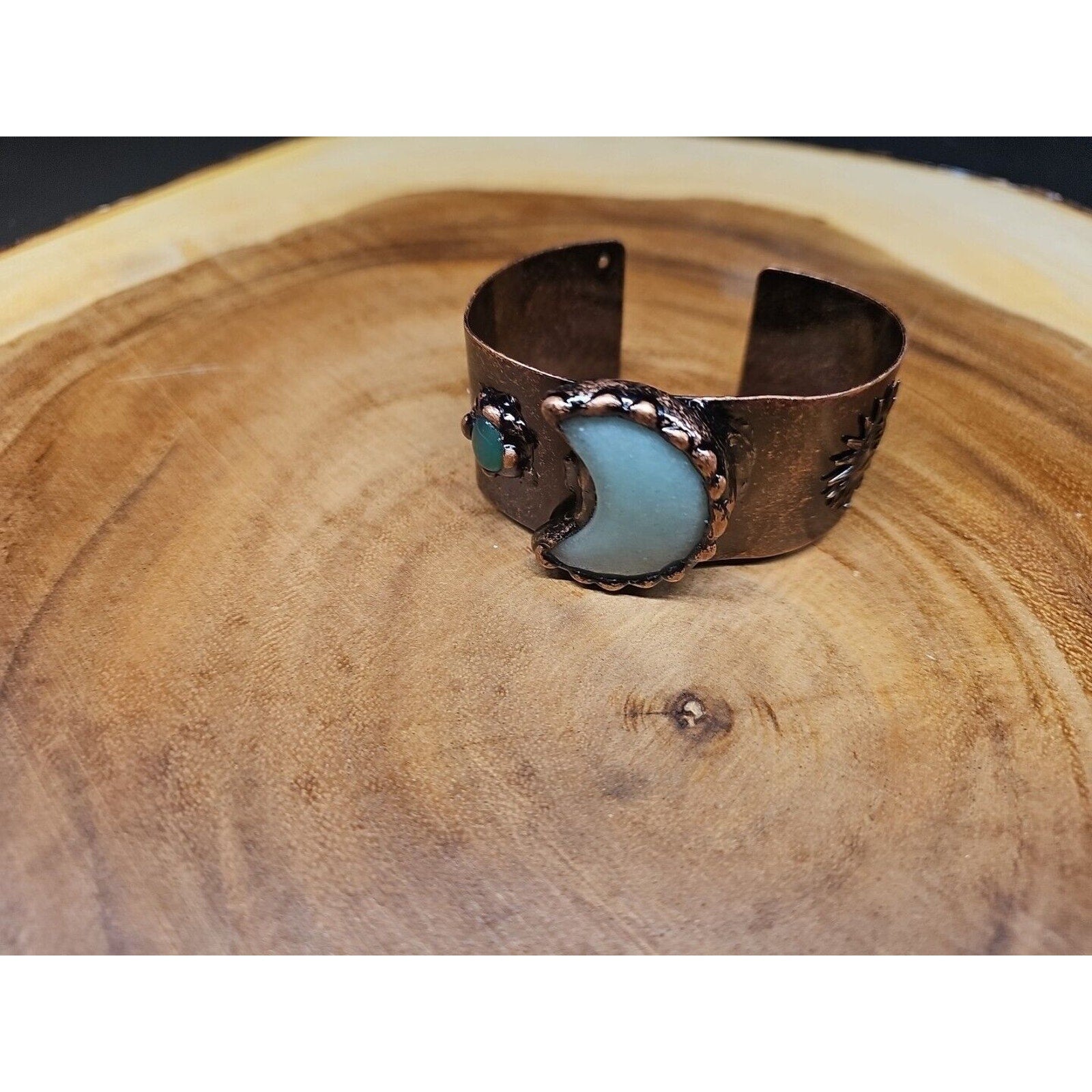 Moon Stone Bracelet by CrystalCloud Company