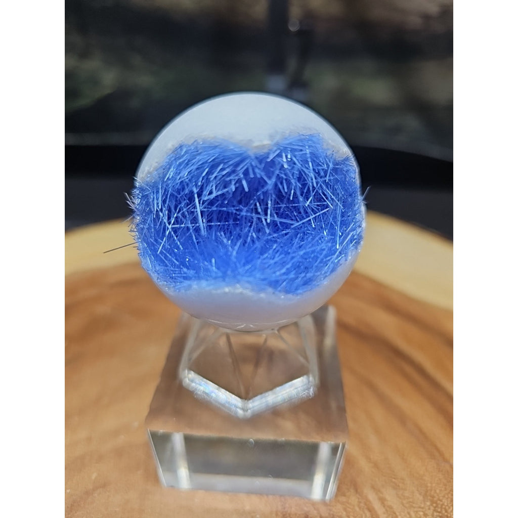 Magnesium phosphate Sphere W/Stand 154g 50mm by CrystalCloud Company