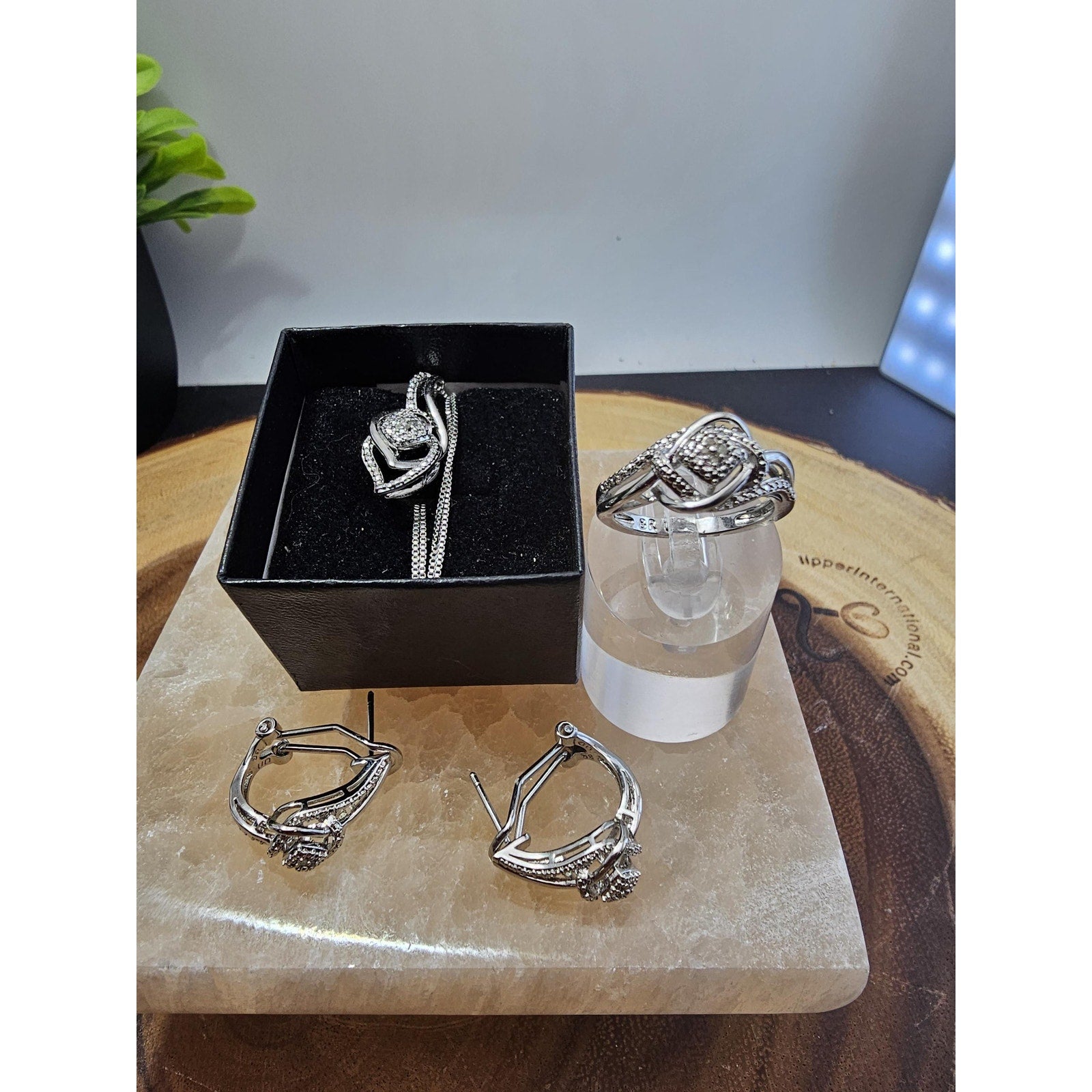 Sterling silver Ring set by CrystalCloud Company