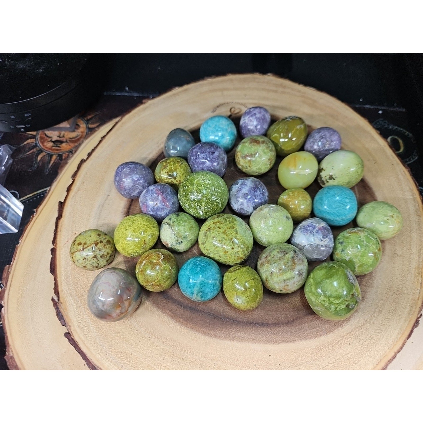 2.28LB 30Pcs A Set Of Natural Quartz Crystal Jasper Palm Stone Polished Healing by CrystalCloud Company