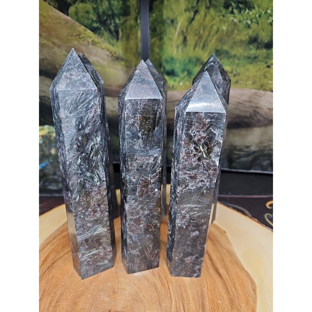 Arfvedsonite Garnet Crystal Tower with Blue Flash — 1.5–1.9 lbs, Polished | CrystalCloud Company by CrystalCloud Company