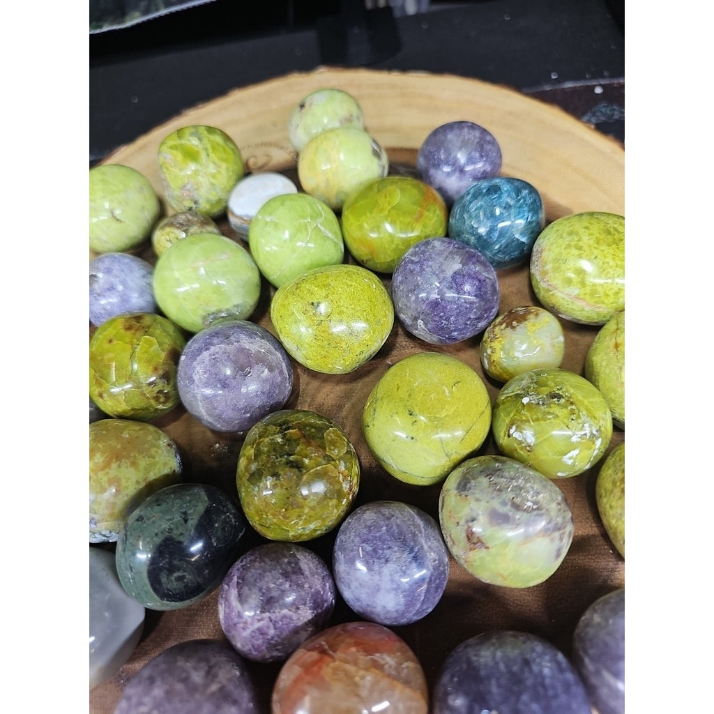 10Pcs A Set Of Natural Quartz Crystal Jasper Palm Stone Polished Healing by CrystalCloud Company