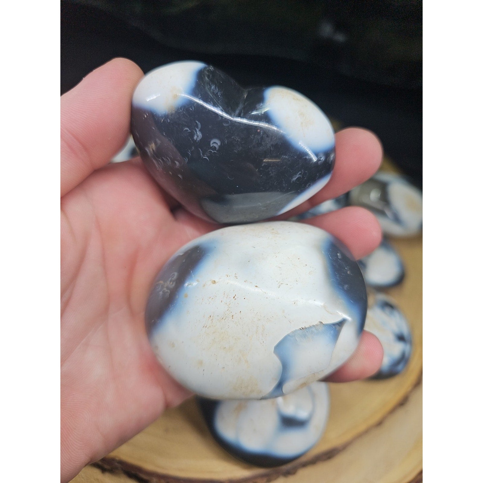 1each Natural Orca Agate Killer Whale Carnelian Crystal Heart Palm Healing by CrystalCloud Company