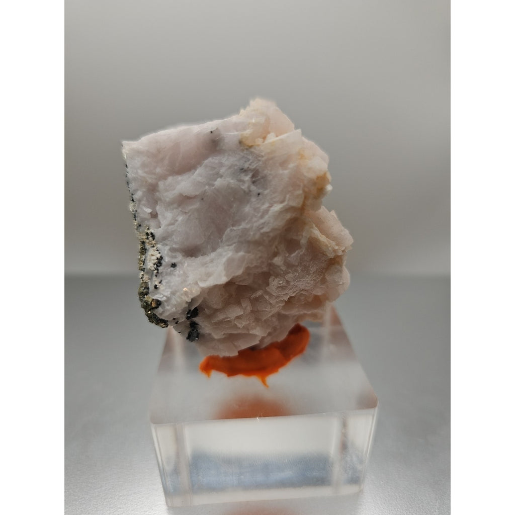 Mangano Calcite Peru 136grams by CrystalCloud Company