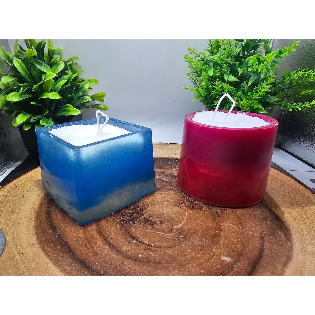 Pair of Handmade Resin Candles — Blue & Magenta, 1lb Pearl Wax + 15 Wicks