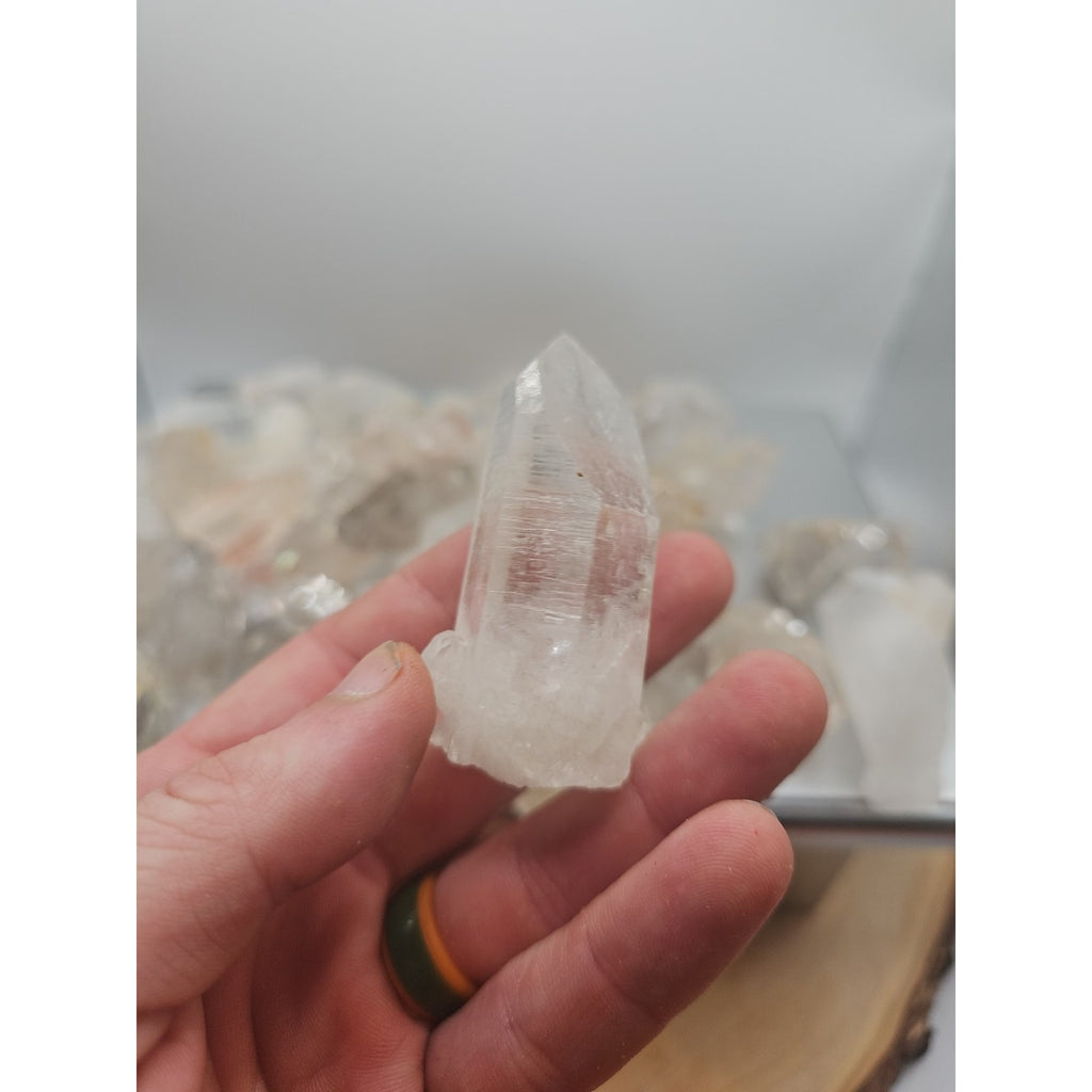 Quartz crystal points 1lb From Brazil by CrystalCloud Company