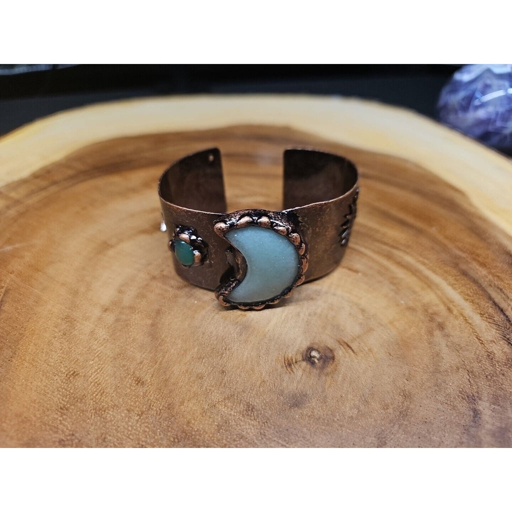 Moon Stone Bracelet by CrystalCloud Company