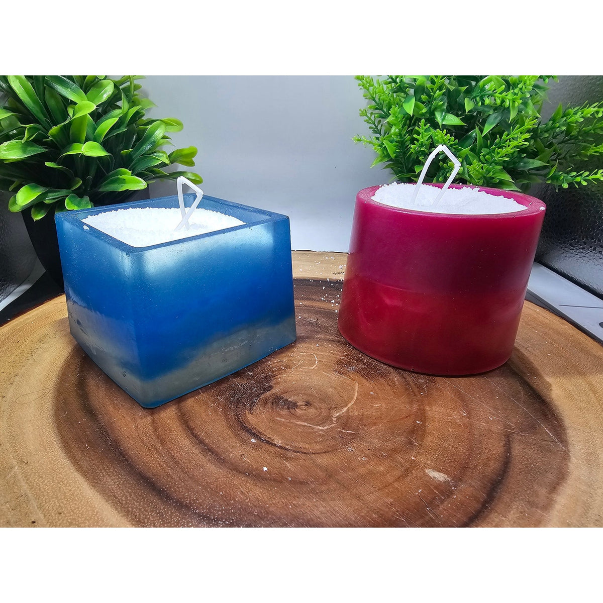 Pair of Handmade Resin Candles — Blue & Magenta, 1lb Pearl Wax + 15 Wicks