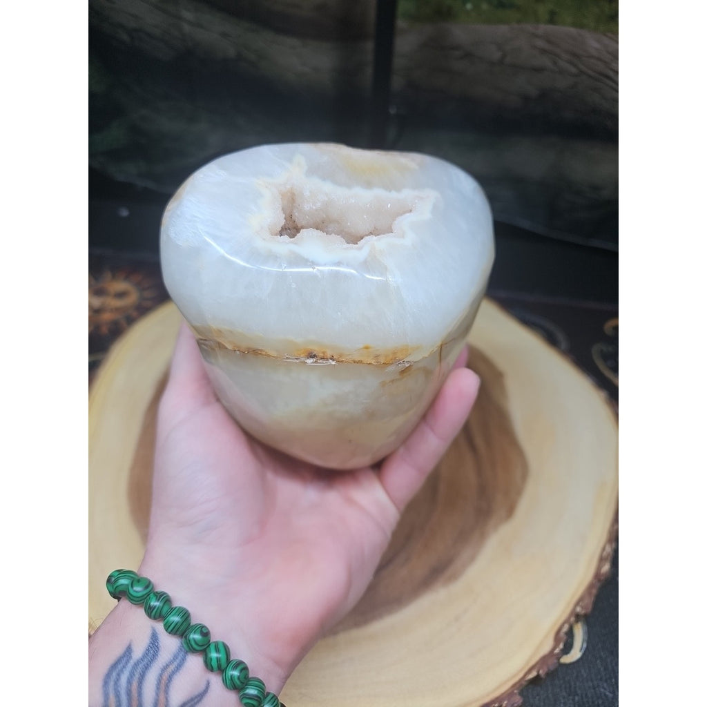 Natural 4.71lb Agate Carnelian Quartz Crystal Geode by CrystalCloud Company