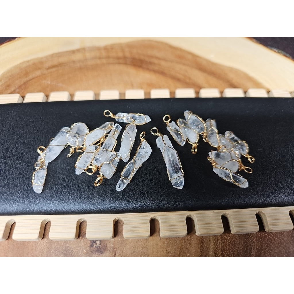 Wire Wrap Quartz Crystal Lot Of 19 by CrystalCloud Company