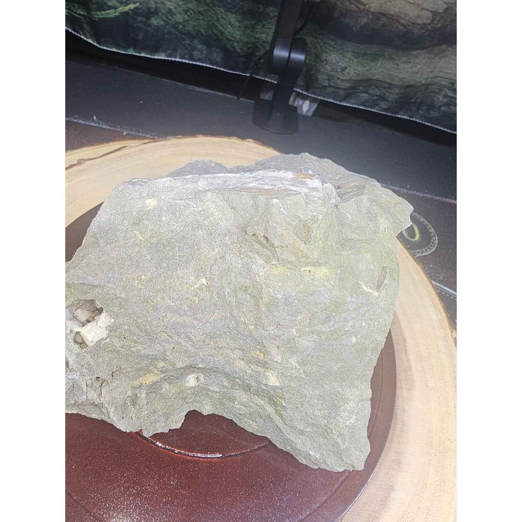herkimer diamond rock by CrystalCloud Company