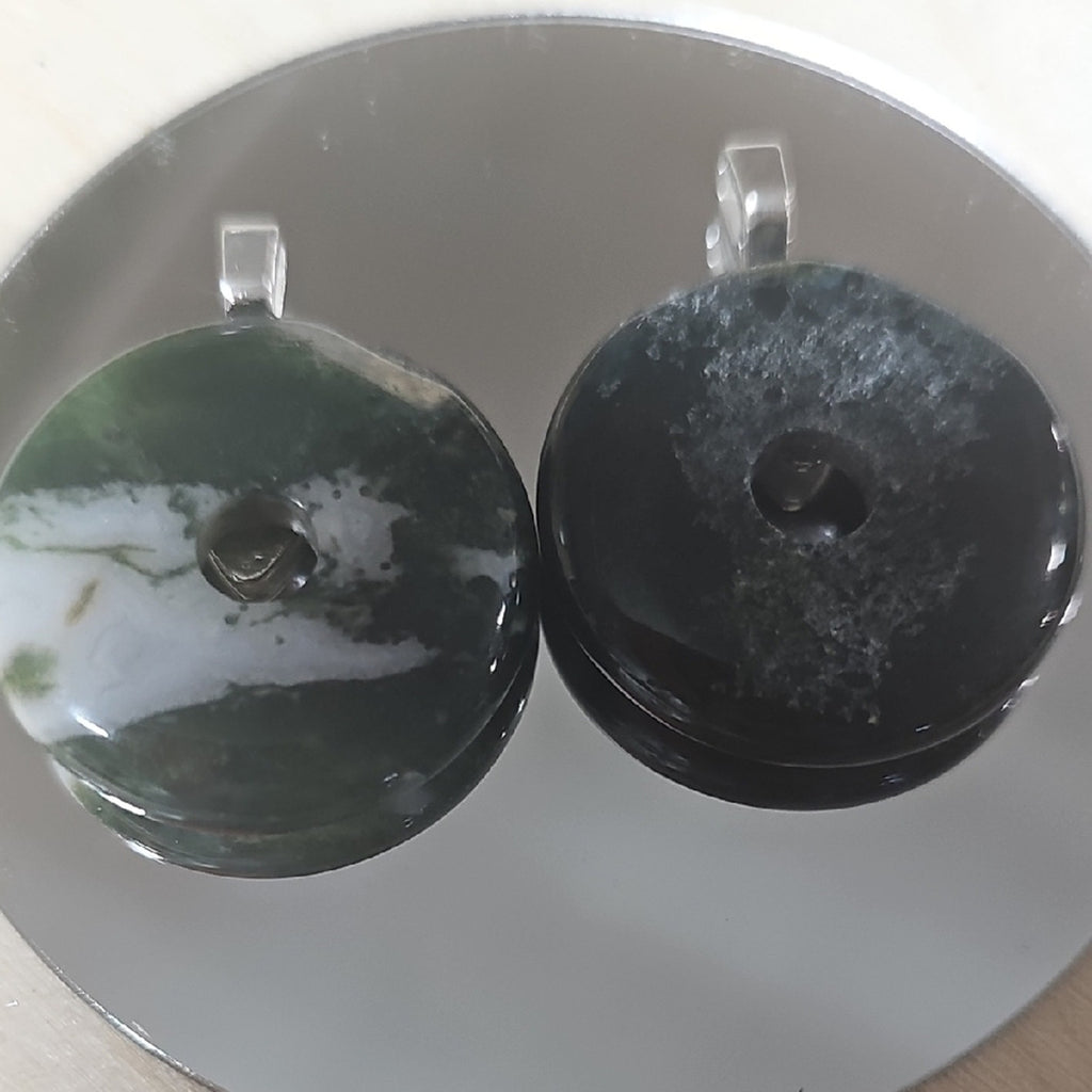 Moss Agate Stone Necklace 1 each by CrystalCloud Company
