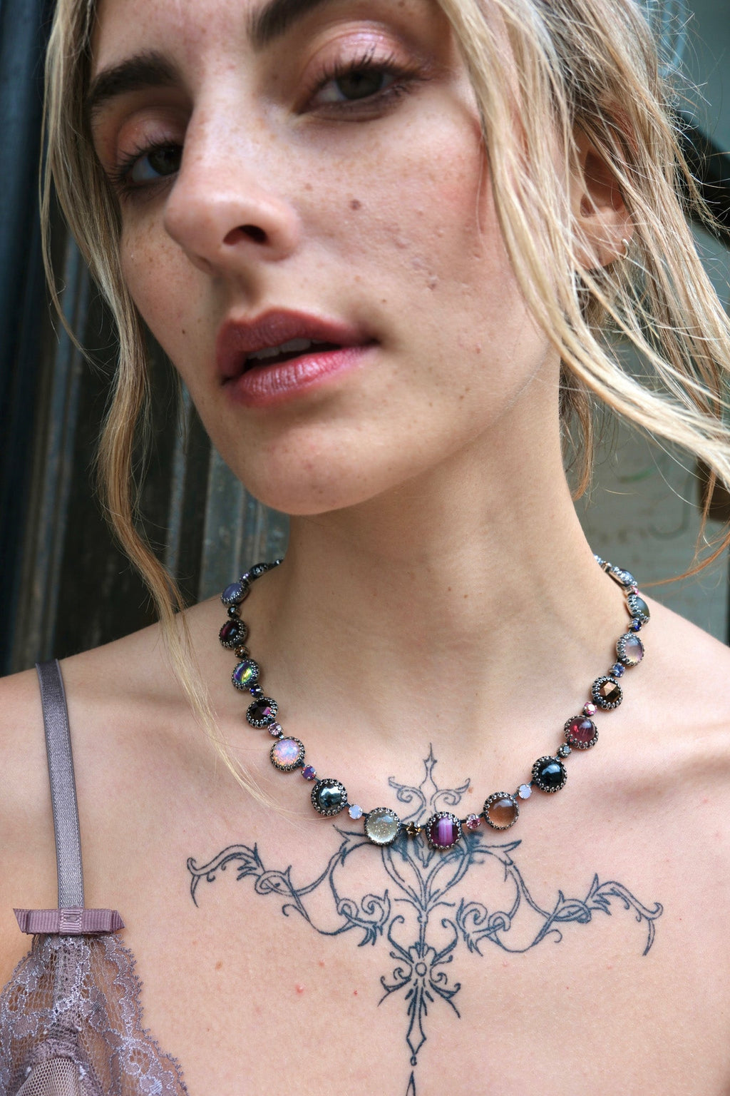 Paint Pot Layering Choker in Punk Rocks (Silver)