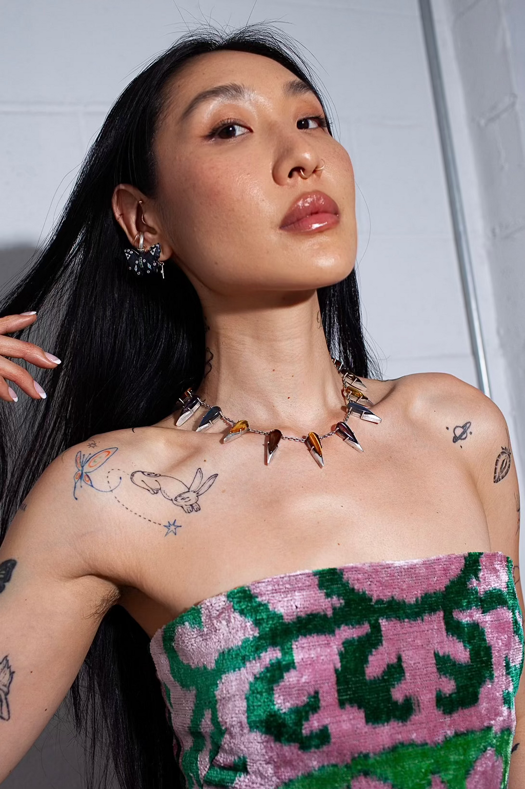 Saber Tooth Necklace in Angora (Silver)