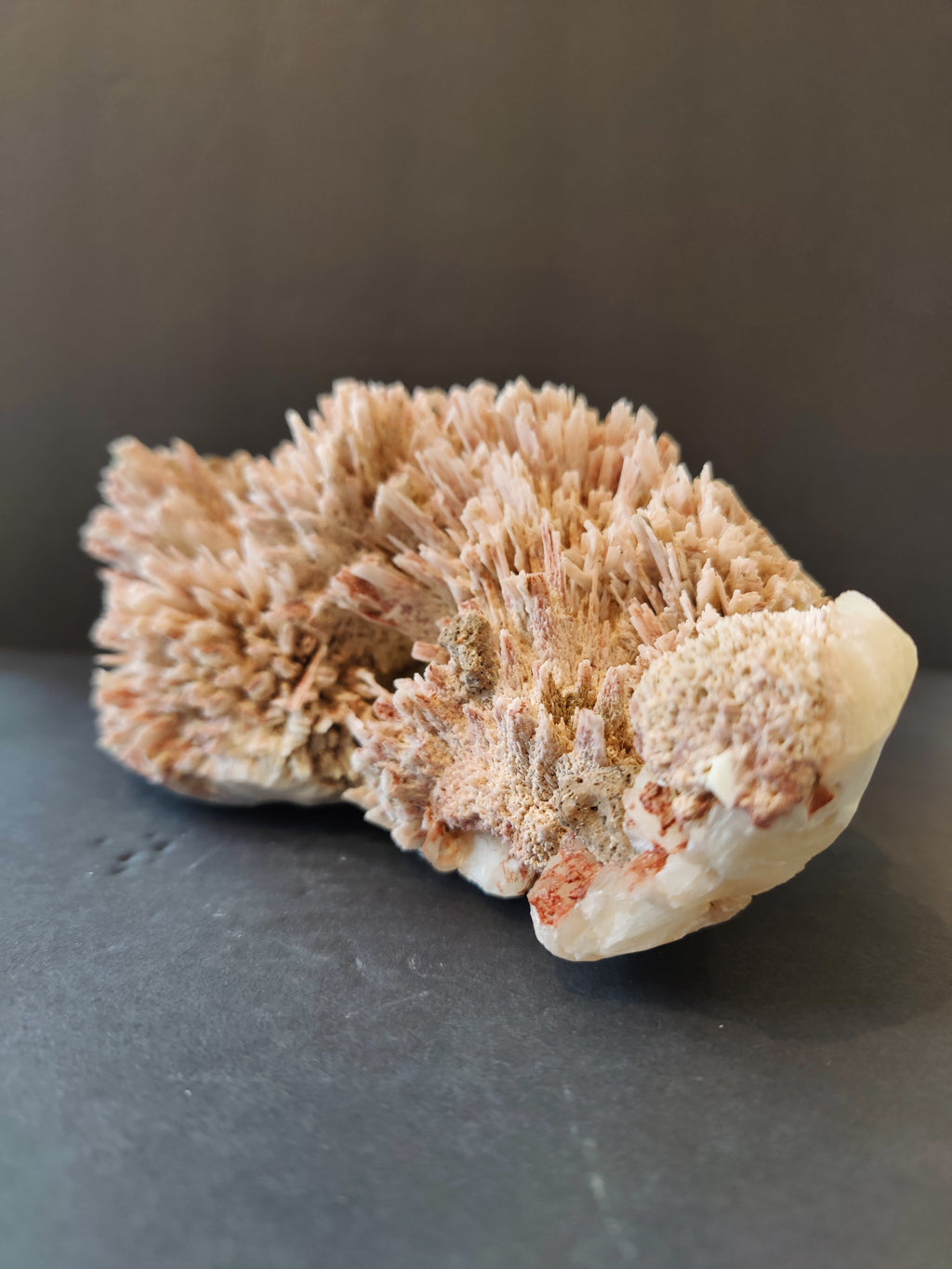 Red Mordenite with Stilbite Specimen 945g by Rare Earth Gallery