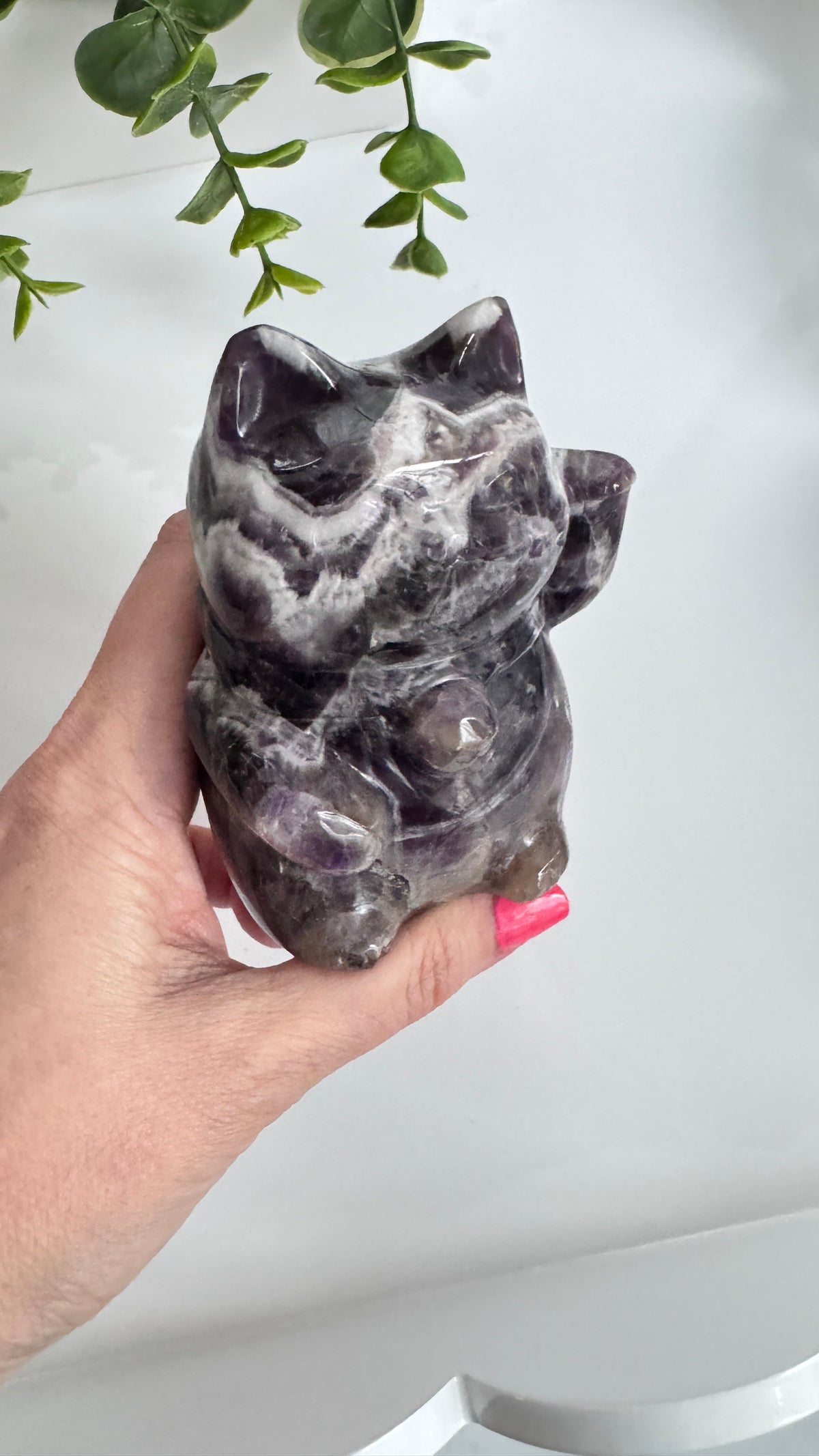 XL Dream Amethyst Lucky Cat, Maneki Neko, Crystal Fortune Cat 4”