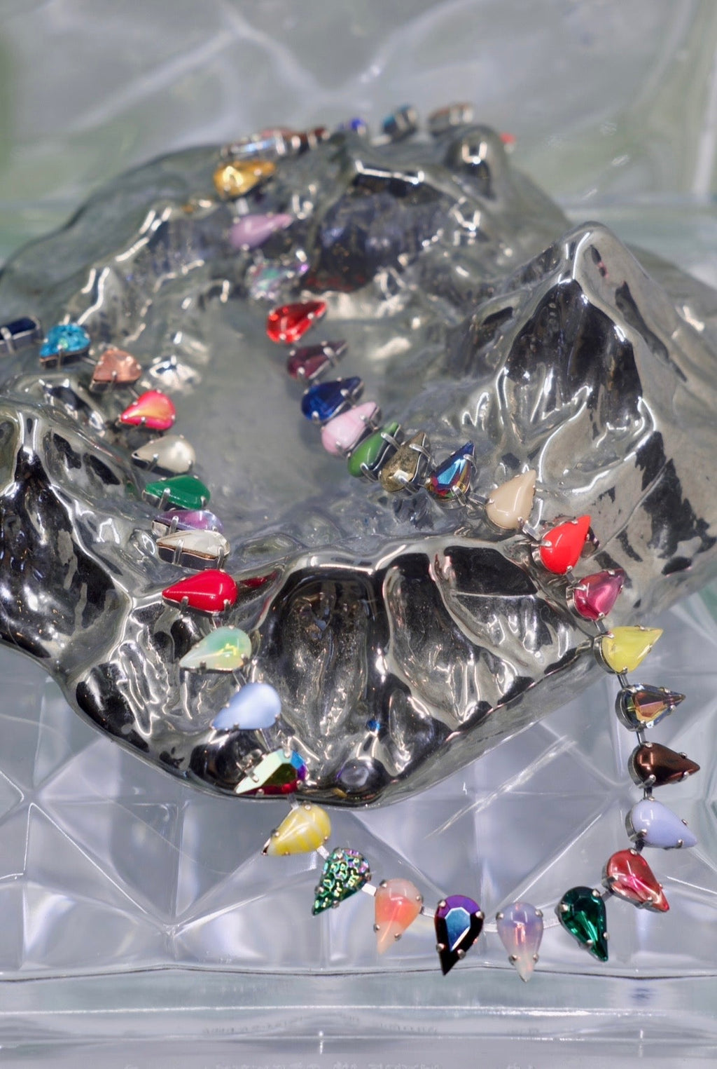Layering Choker in Aurora Fang (Silver)