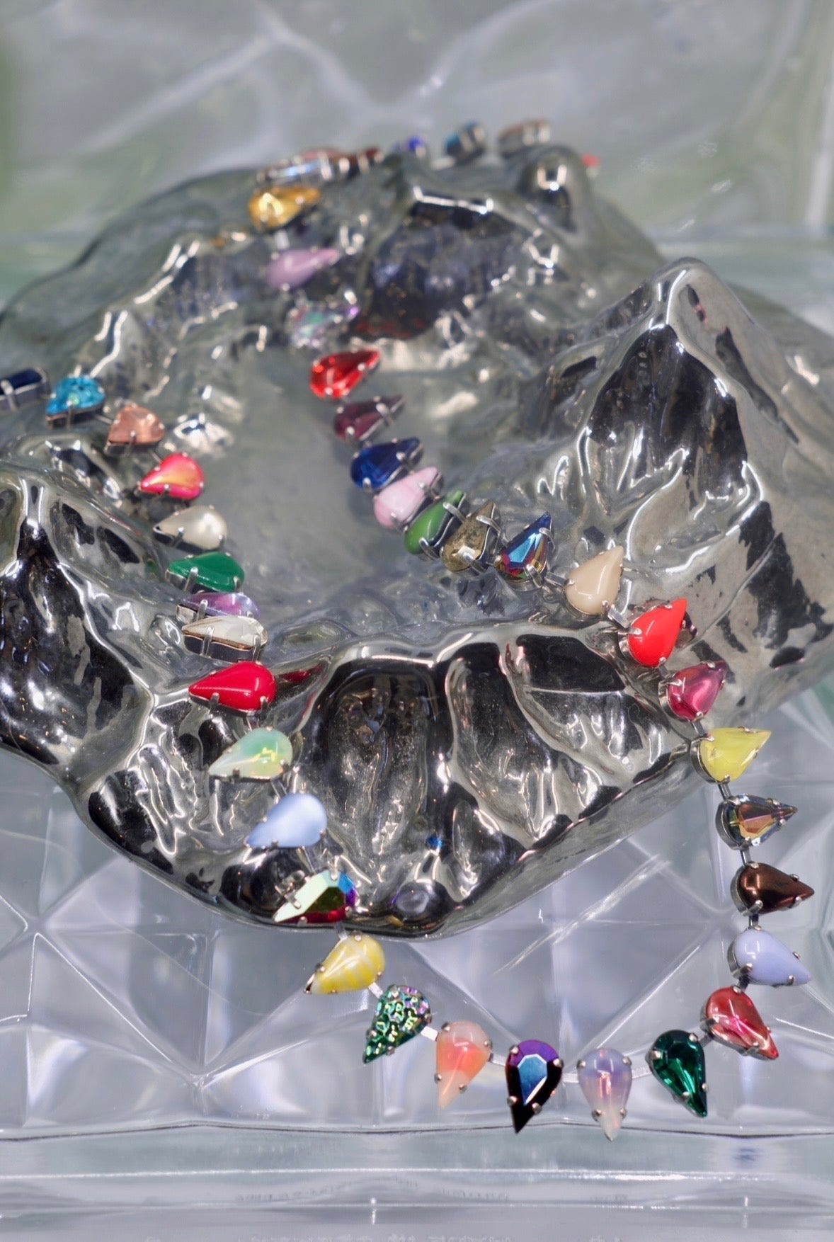 Layering Choker in Aurora Fang (Silver)