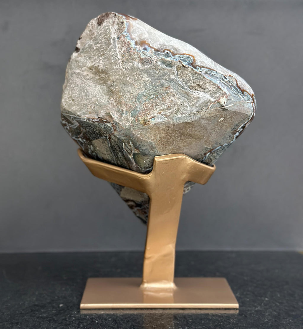 White quartz on stand, Geode with metallic base included for home decoration