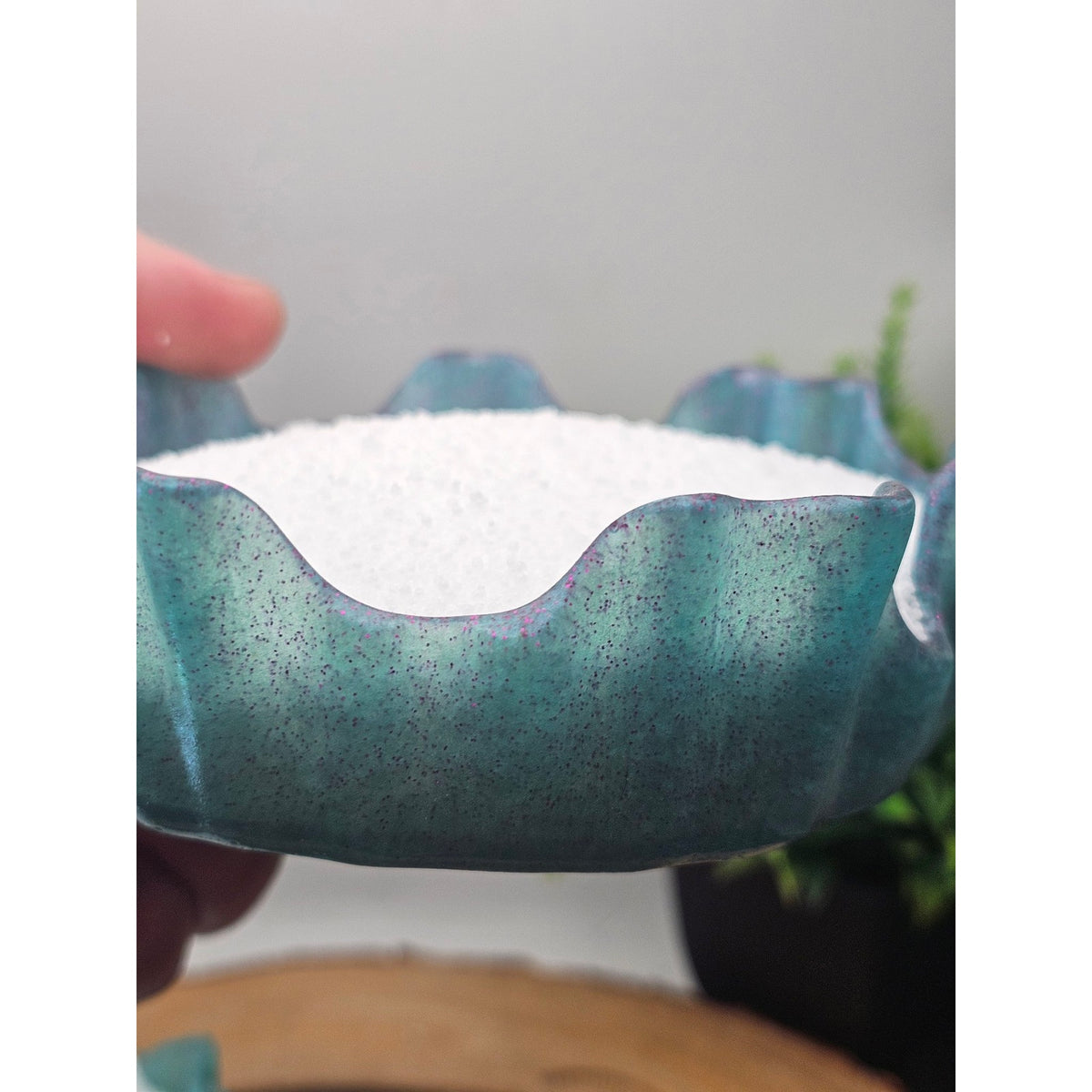 Pair of Teal Resin Bowls with 1lb Pearl Wax Beads + 15 Wicks