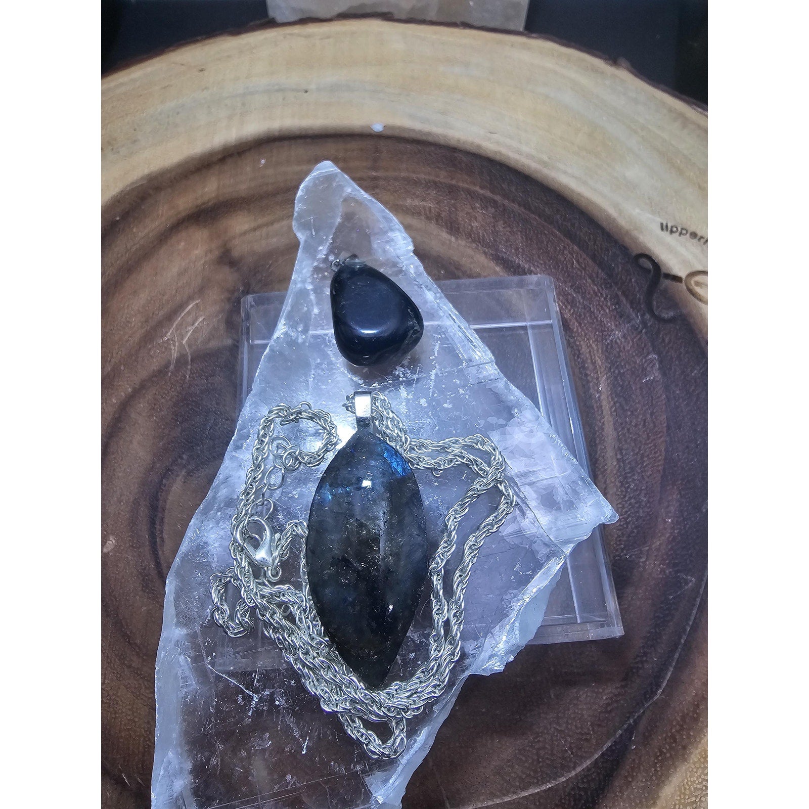 Labradorite & Jababa jasper set by CrystalCloud Company