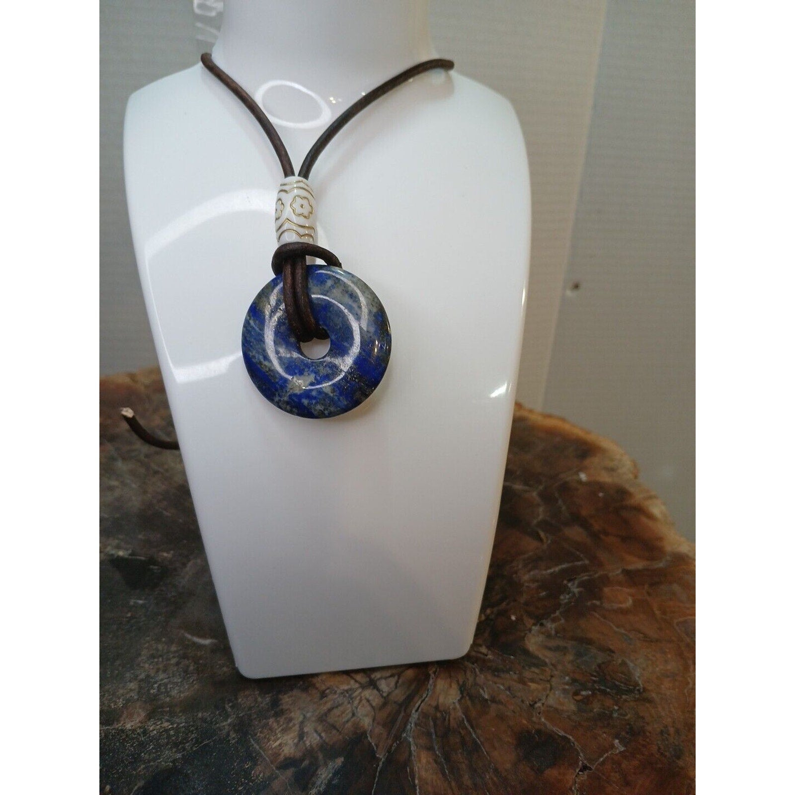 Lapis Lazuli Necklace Handemade by CrystalCloud Company