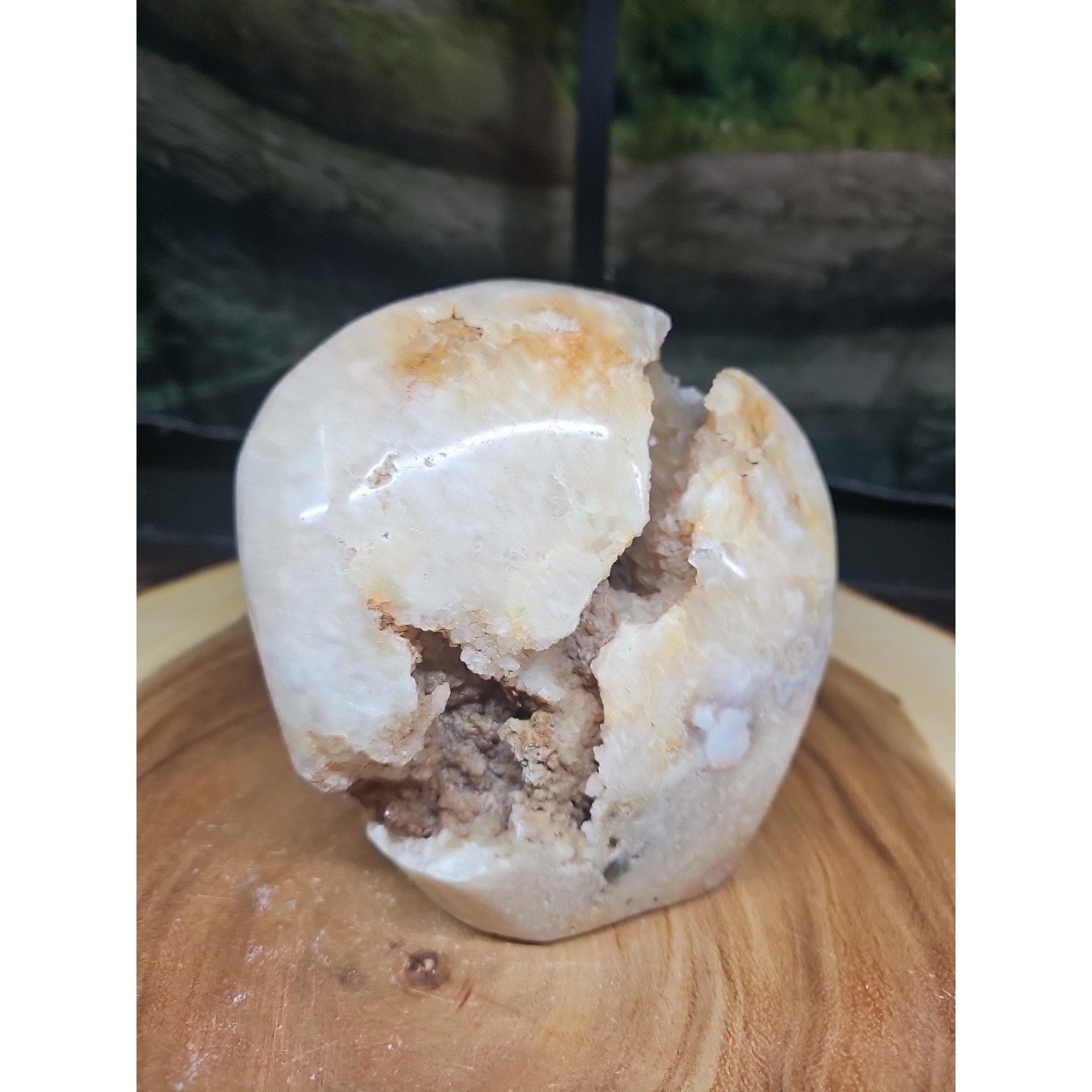 3.85LB 1Pcs Natural Agate Carnelian Quartz Crystal Decoration Geode by CrystalCloud Company