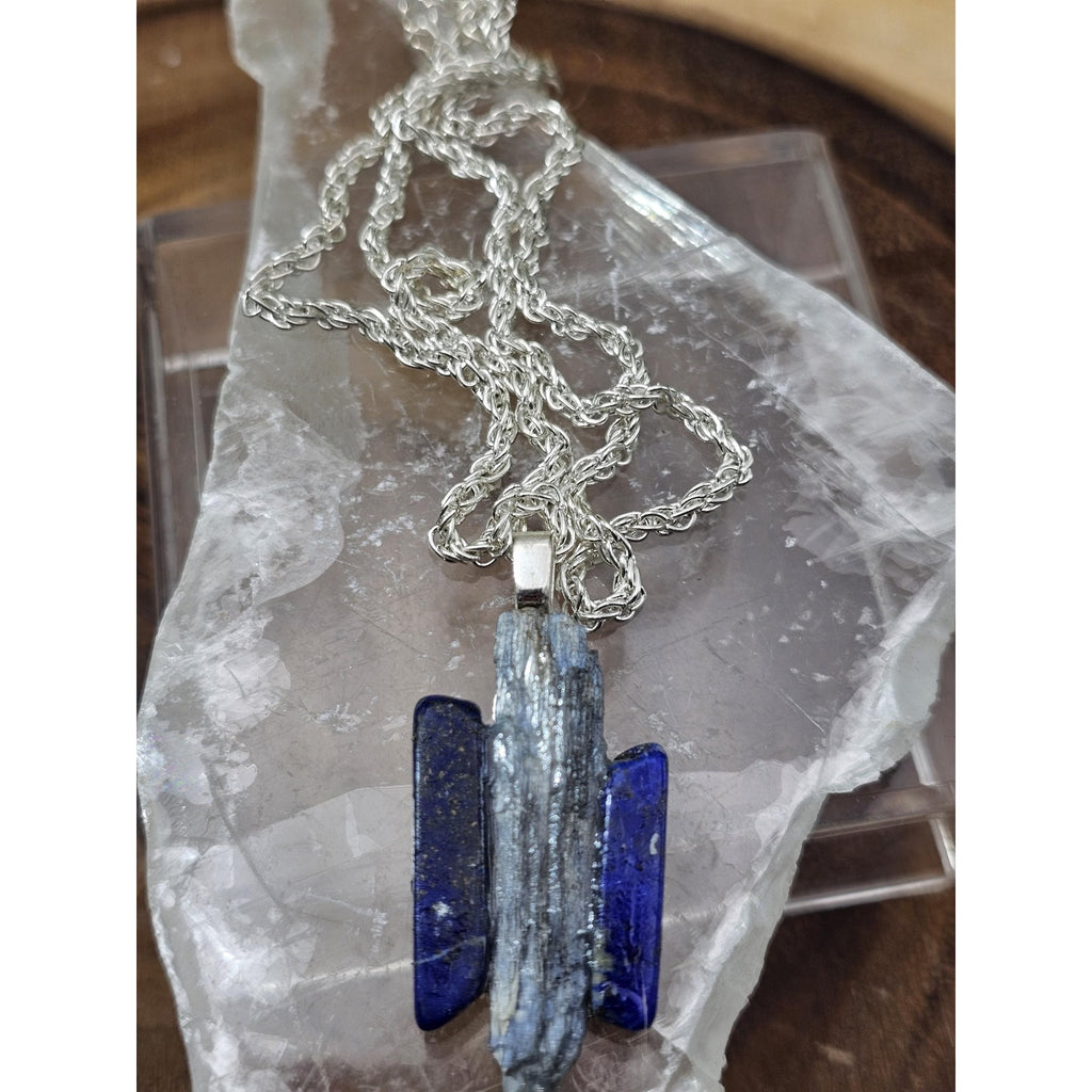 Blue Lapis Lazuli pendant by CrystalCloud Company