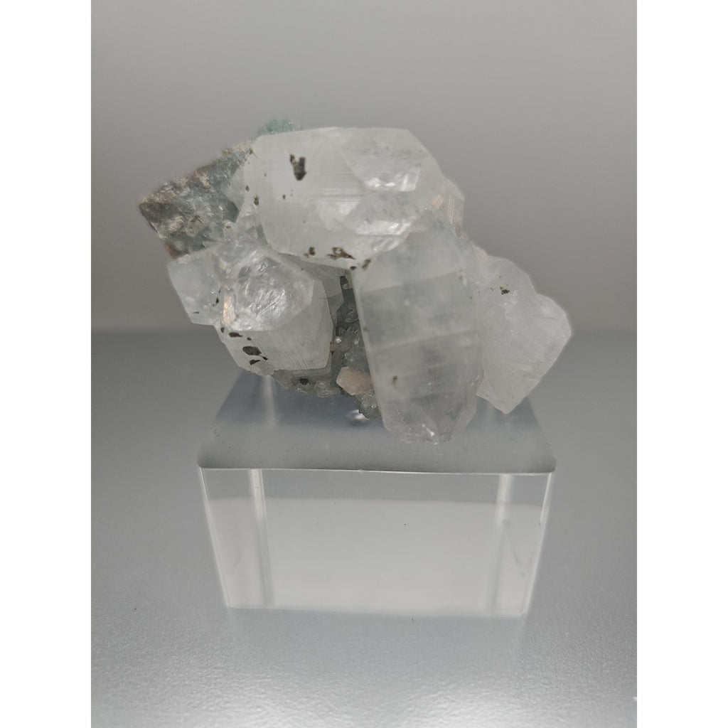 Apophyllite crystal specimen 108grams by CrystalCloud Company