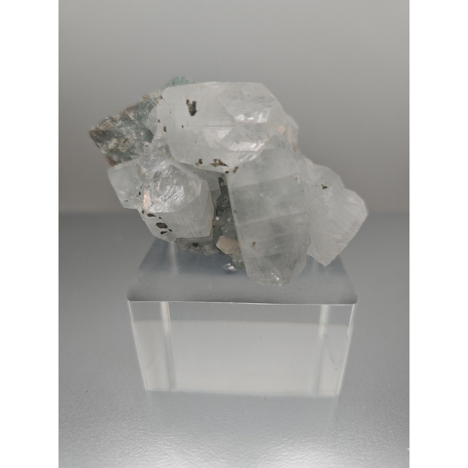 Apophyllite crystal specimen 108grams by CrystalCloud Company