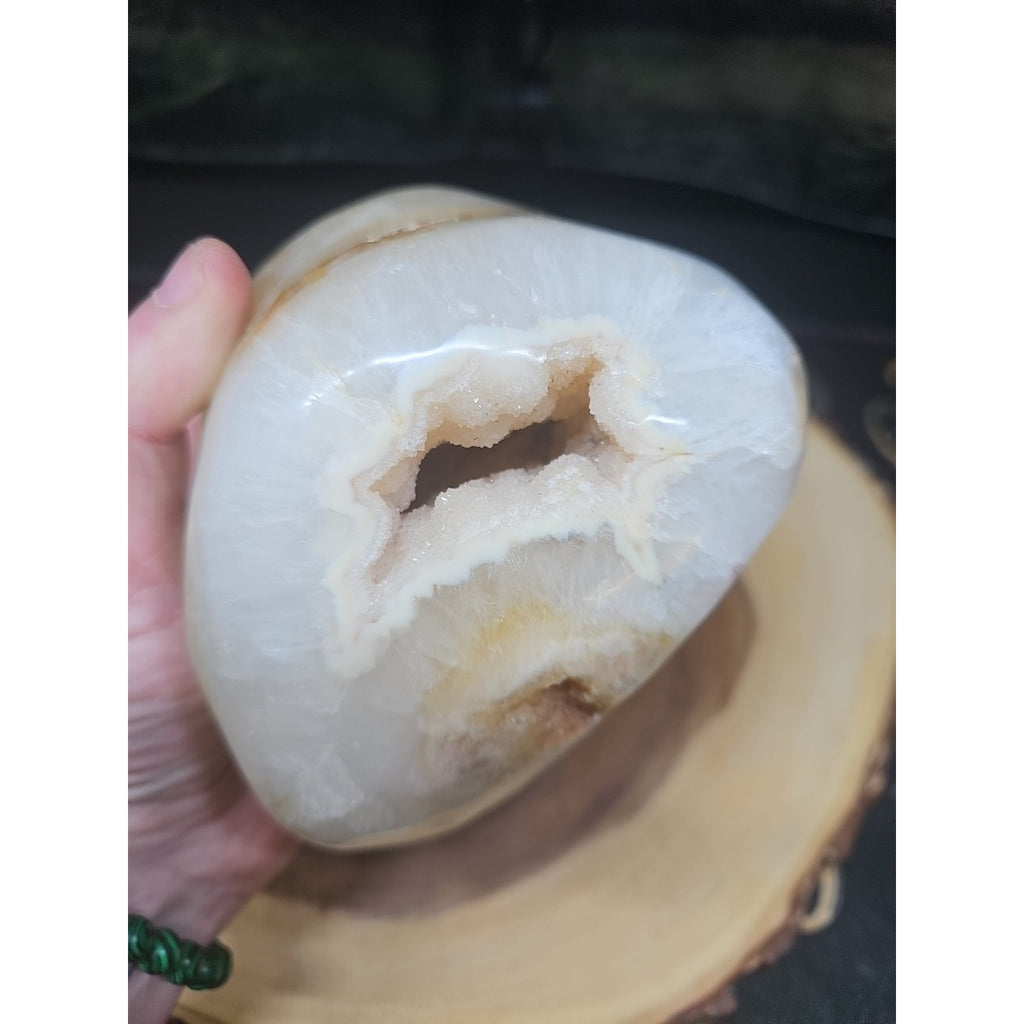 Natural 4.71lb Agate Carnelian Quartz Crystal Geode by CrystalCloud Company