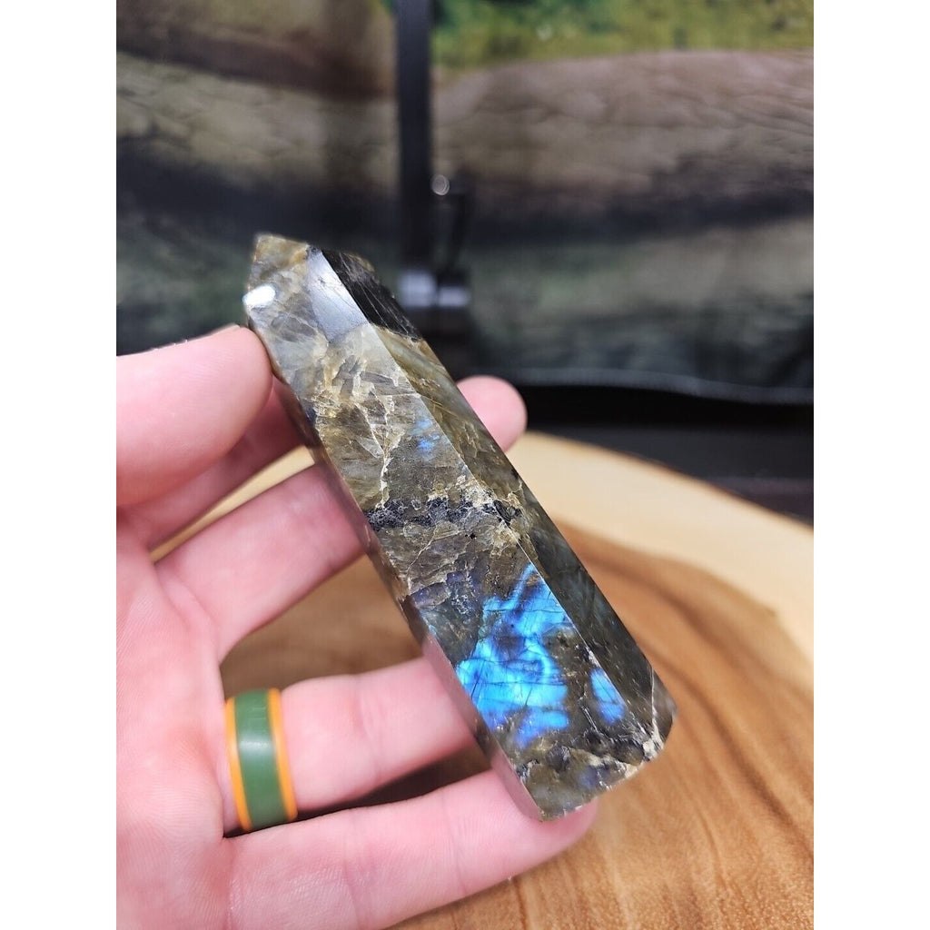 Labradorite Tower 4in 143gr by CrystalCloud Company