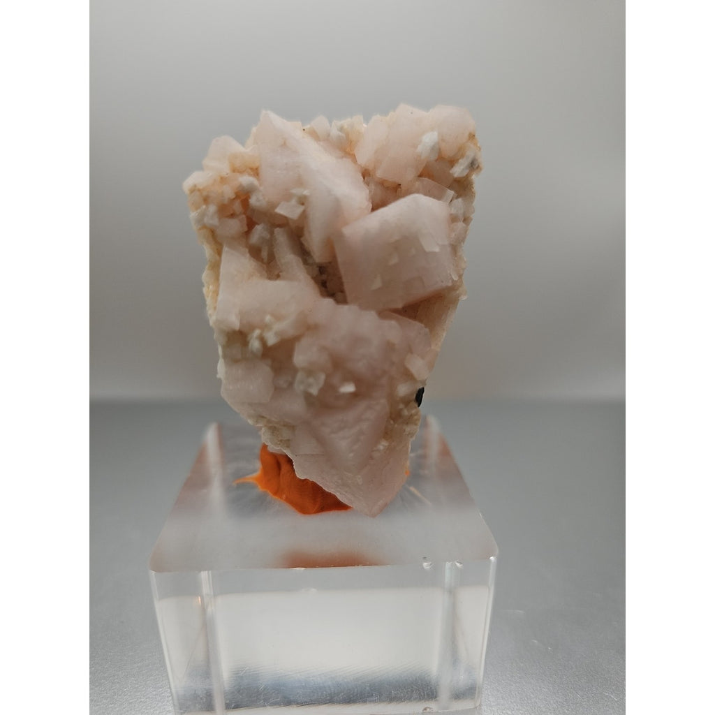 Mangano Calcite Peru 136grams by CrystalCloud Company