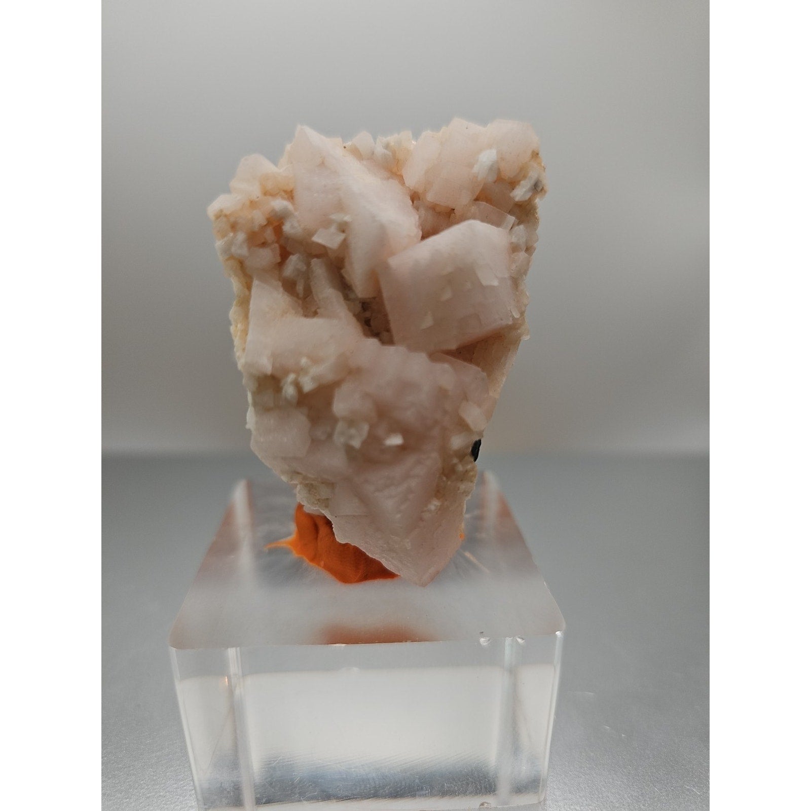 Mangano Calcite Peru 136grams by CrystalCloud Company
