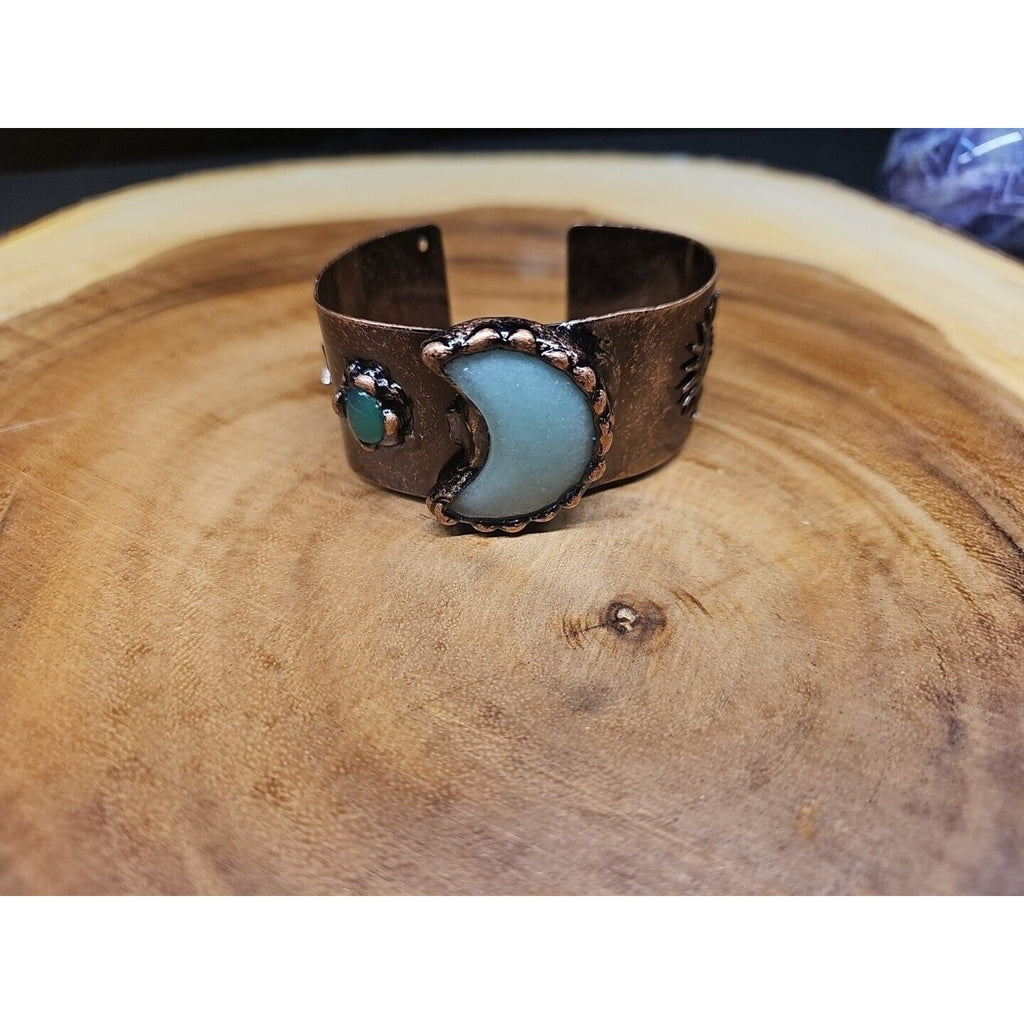 Moon Stone Bracelet by CrystalCloud Company